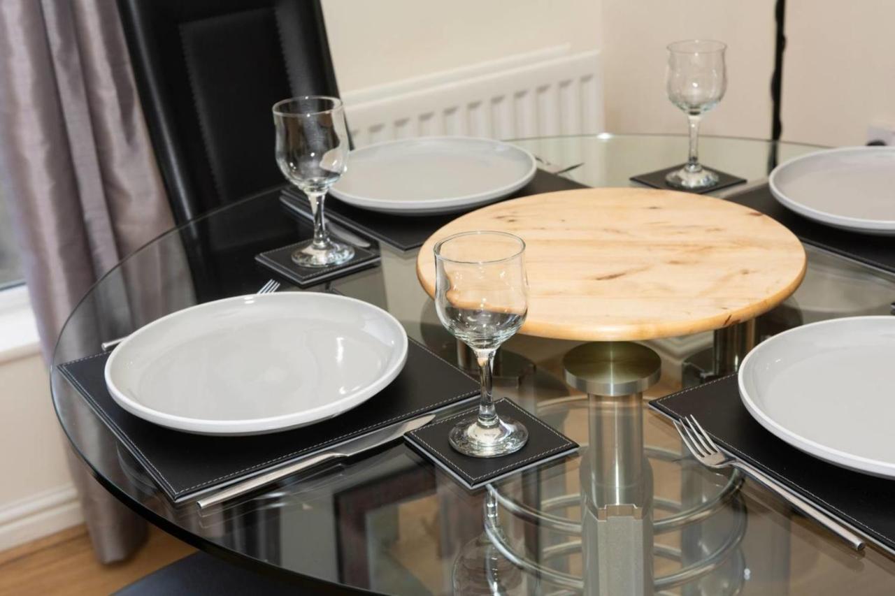 Guestready - Top Floor Apt 2Min Walk To O2 Apollo Манчестър Екстериор снимка