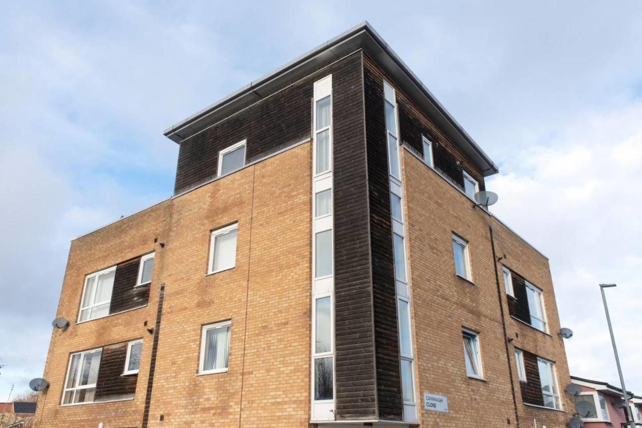Guestready - Top Floor Apt 2Min Walk To O2 Apollo Манчестър Екстериор снимка